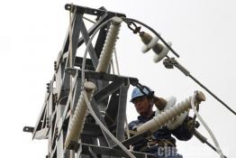惠東供電：消滅電線“蜘蛛網”