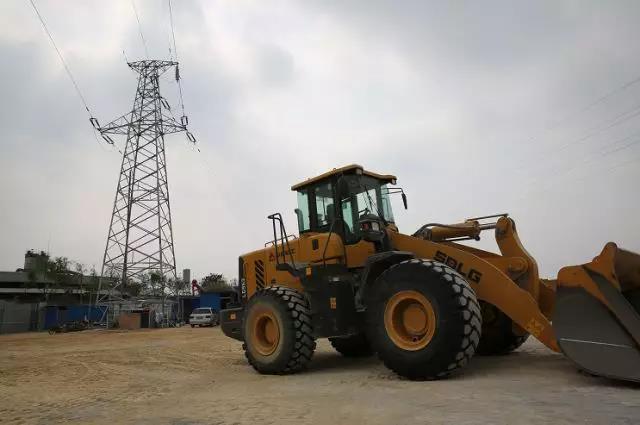 線路上裝了高清“電子眼”，專拍違章施工的你~
