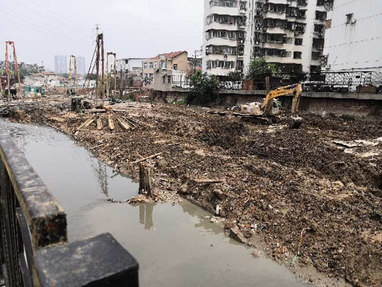 督查組：湖北省武漢市巡司河洪山區段黑臭現象依然嚴重