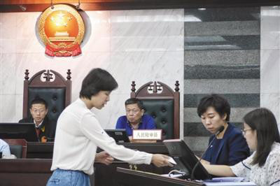美國特斯拉電動車怎么安全沖出重圍？