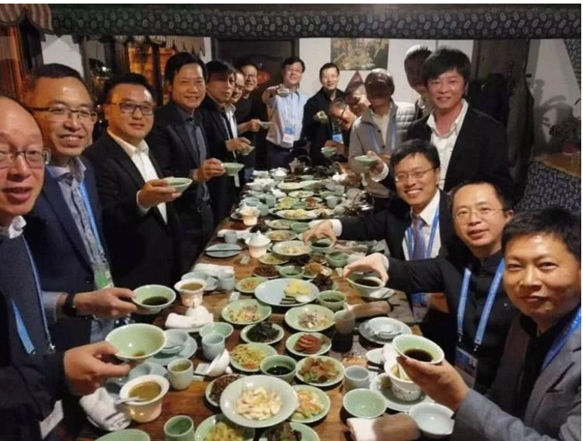 互聯網大佬的頂級飯局都吃啥？網友：看到了生態農業的明天！