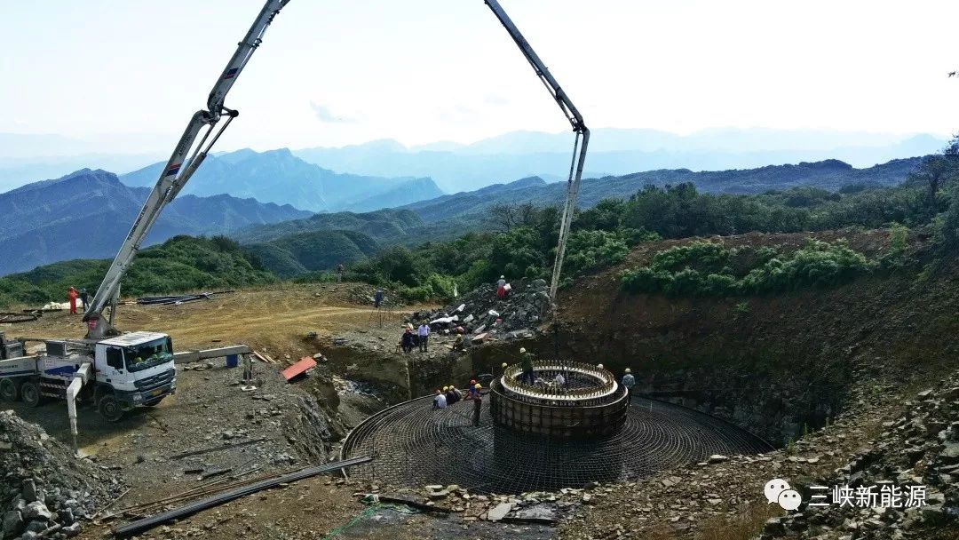 三峽新能源重慶武隆大梁子風電項目完成首臺風機基礎(chǔ)澆筑