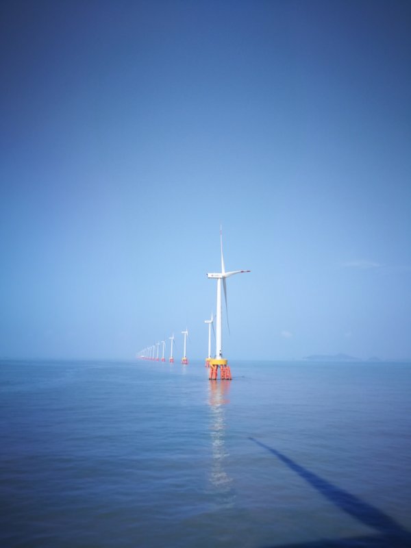 浙江首個海上風場發電破億背后……