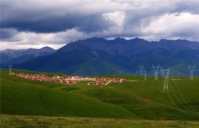 極限挑戰(zhàn)！這條“電力天路”正式投入運營